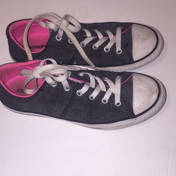 classic converse shoes